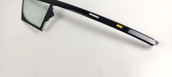 BMW i3 Front door vent window glass four-door 7289041