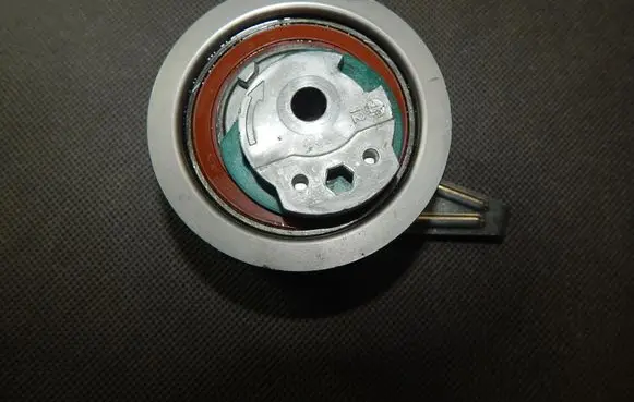 Audi A4 S4 B9 Belt tensioner pulley 04L109243C