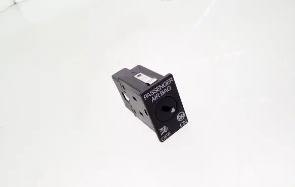 Volkswagen PASSAT B8 Passenger airbag on/off switch 5Q0919237