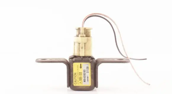 Mitsubishi Pajero Airbag deployment crash/impact sensor MR409363