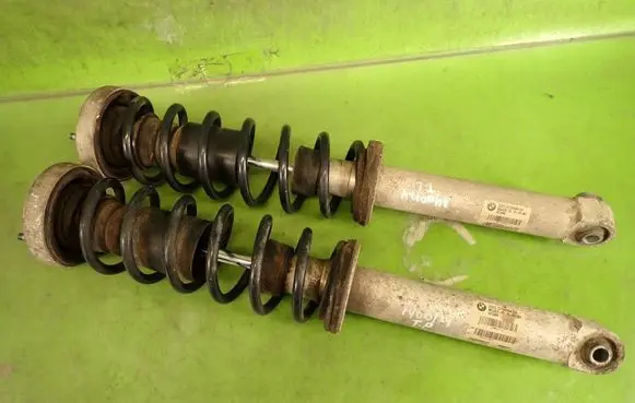 BMW 7 E65 E66 Rear shock absorber with coil spring 6758094