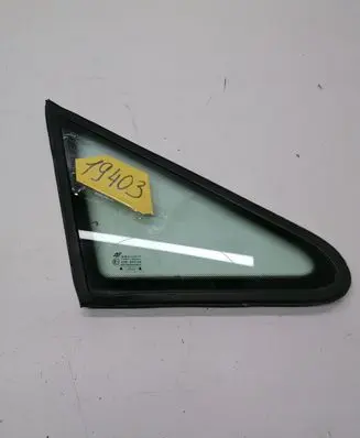 Seat Alhambra (Mk1) Front triangle window/glass 