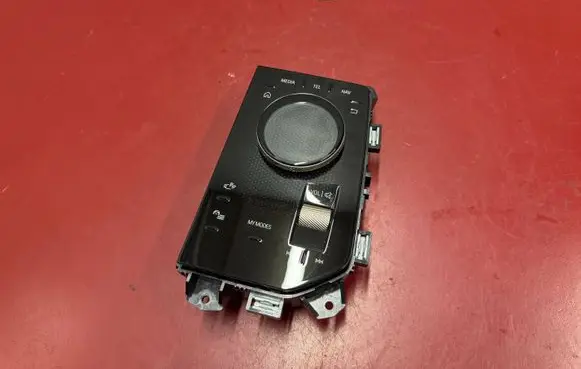 BMW X3 G45 Head unit multimedia control 5B3DE07 65825B3DE07