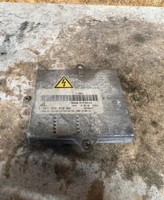 Mercedes-Benz E W211 Xenon control unit/module 1307329072