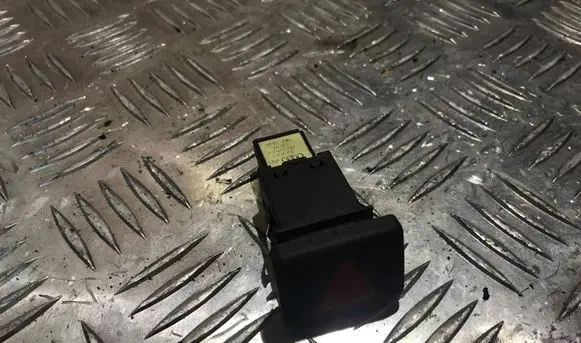 Audi A4 S4 B6 8E 8H Hazard light switch 8e0941509