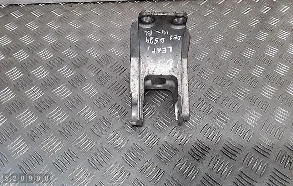 Nissan Leaf I (ZE0) Engine mount bracket 