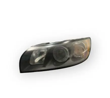 Volvo V50 Headlight/headlamp 30698873 0301198201