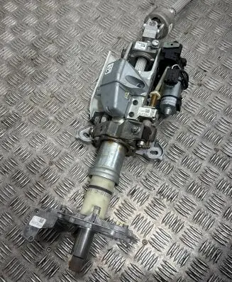 Steering wheel axle set