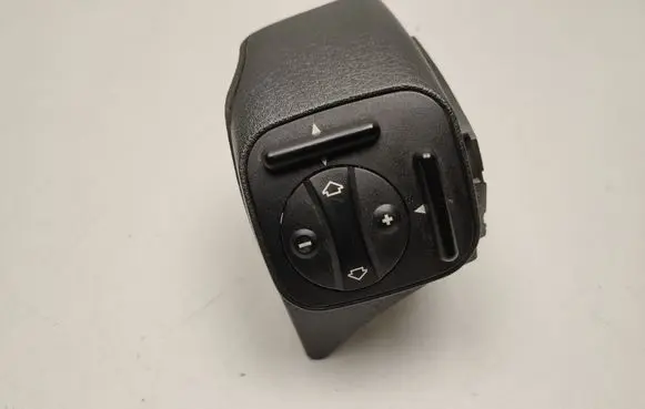 Mercedes-Benz E W211 Seat control switch a2118000878