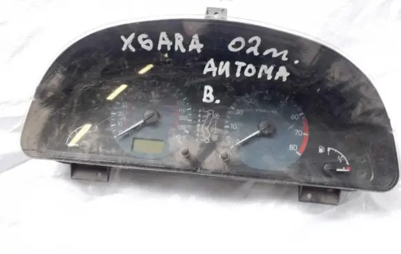 Citroen Xsara Picasso Speedometer (instrument cluster) 216530840 21653084-0