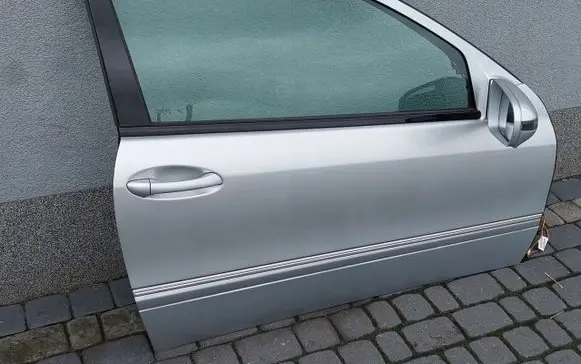 Mercedes-Benz CLC CL203 Door (2 Door Coupe) 