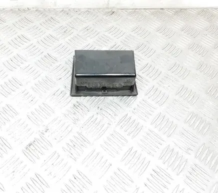 Mercedes-Benz C W203 Car ashtray 2035100330 2096100130
