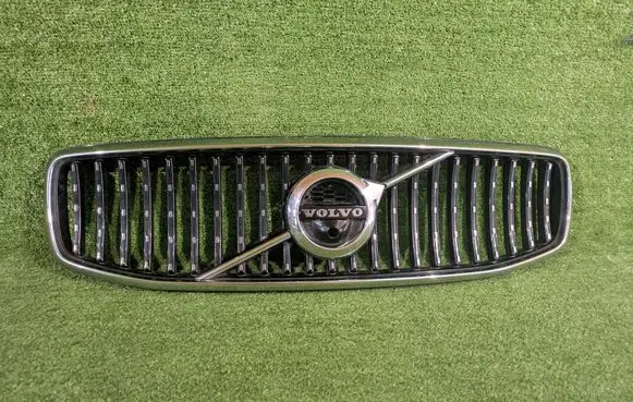 Volvo S90, V90 Front grill 31425499