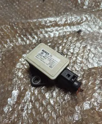 Audi A6 S6 C6 4F ESP acceleration yaw rate sensor 8E0907637B 3004619 0265005618