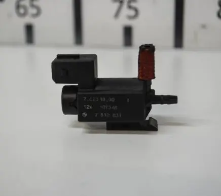 BMW 5 F10 F11 Turbo solenoid valve 7810831