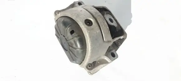 Audi A5 8T 8F Engine mount bracket