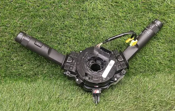 Buick Encore I Wiper turn signal indicator stalk/switch 42526243 42361580