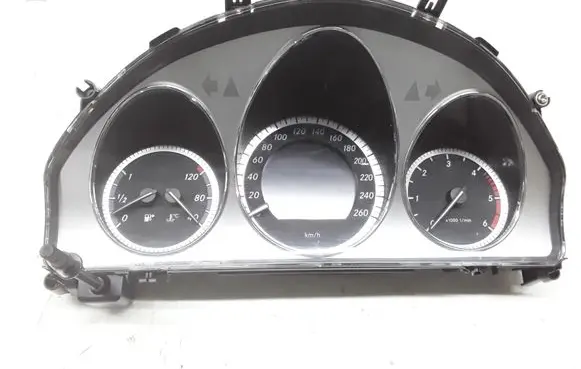 Mercedes-Benz C W204 Speedometer (instrument cluster)