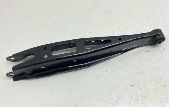 Subaru XV II Rear control arm 20250FL040
