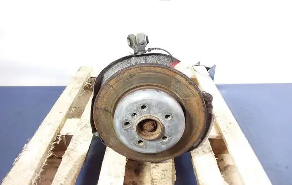 BMW 5 F10 F11 Front wheel hub spindle knuckle 