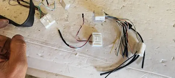Toyota Avensis T270 Sound system wiring loom 8614005250