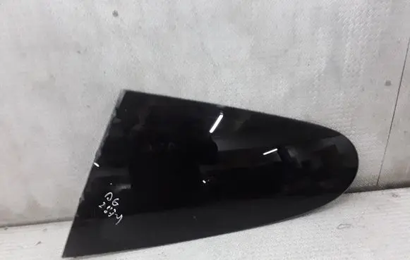 Honda Stream Rear side window