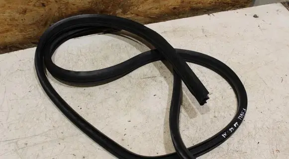 Subaru Forester SJ Rubber seal loading door 63512SJ000