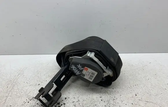 Audi A4 S4 B6 8E 8H Front seatbelt 560788401 008L000