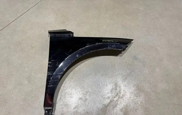 Skoda Enyaq iV Fender