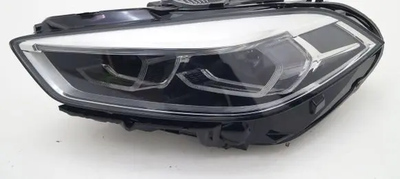 BMW 1 F40 Headlight/headlamp