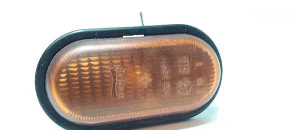 Renault Kangoo I Front fender indicator light 7700847333