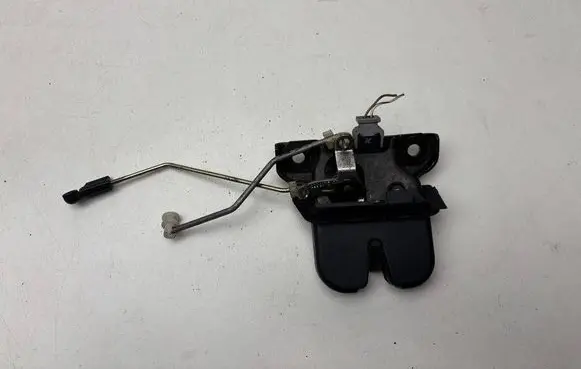Tailgate/trunk/boot lock/catch/latch