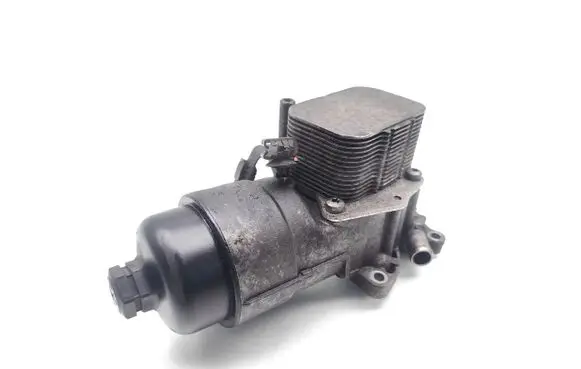 Mini One - Cooper Clubman R55 Oil filter mounting bracket 