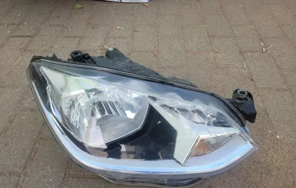Volkswagen e-Up Headlight/headlamp 1S1941016AB 1EL1264406