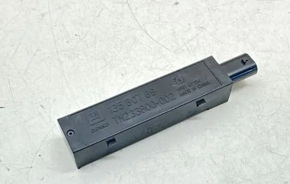Chevrolet Malibu Keyless system antenna 13580789