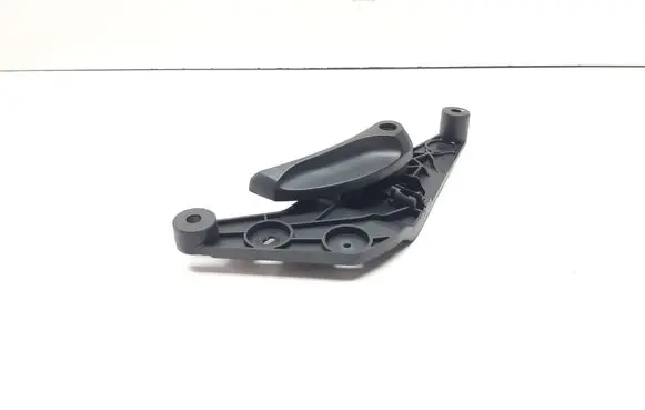 Engine bonnet (hood) release handle