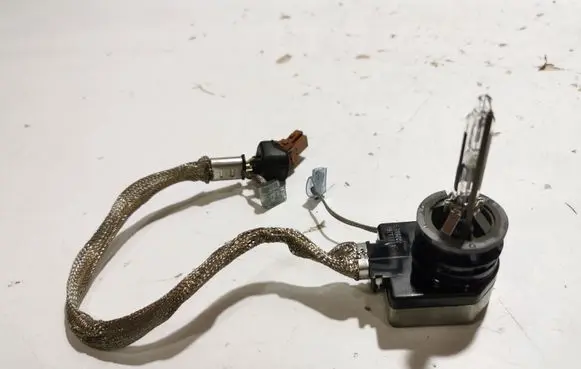 Honda Civic Xenon bulb 582V1773
