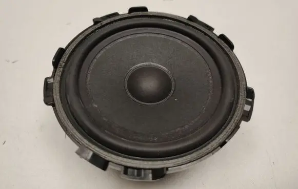 Mercedes-Benz C W205 Panel speaker A2058201002