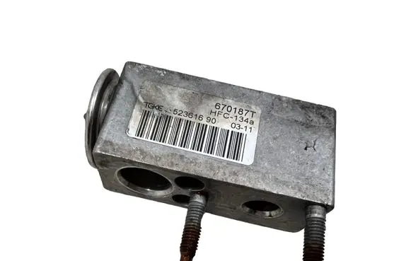 Peugeot 508 II Air conditioning (A/C) expansion valve 670187T 52361690 HFC134A