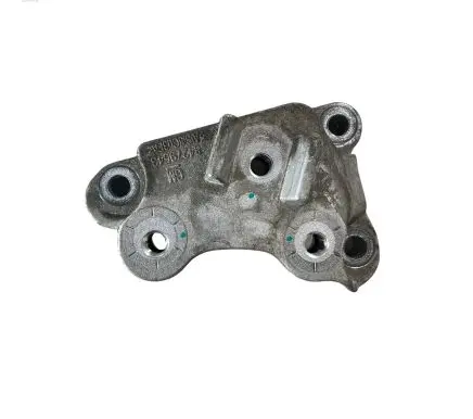 Chevrolet Equinox Gearbox mounting bracket 84279543