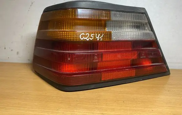 Mercedes-Benz E W124 Rear/tail lights 1248201364 C2541