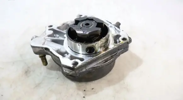 Opel Zafira A Vacuum pump
