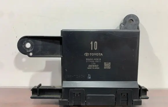 Toyota RAV 4 (XA50) Other control units/modules 8865042810 2774008511