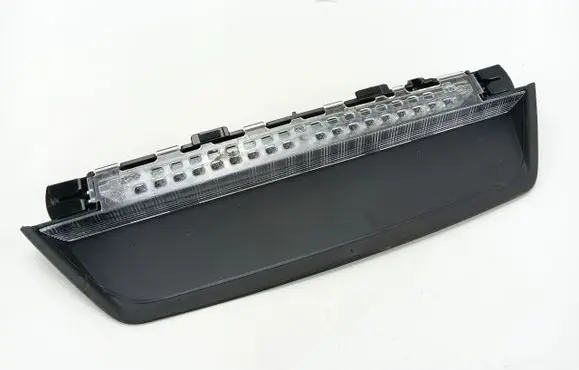 BMW M5 Third/center stoplight