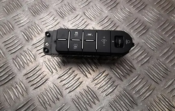 KIA Xceed Other switches/knobs/shifts 93700J7770
