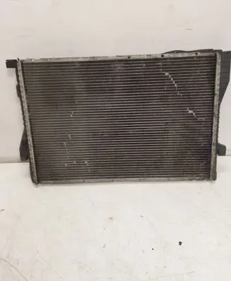 BMW 7 E38 Coolant radiator 2108804
