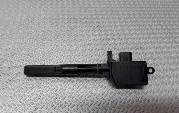 Volkswagen Polo IV 9N3 Oil level sensor 045907660D