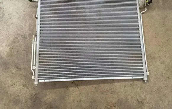 A/C cooling radiator (condenser)