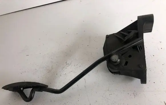 Opel Zafira B Accelerator throttle pedal 9202344BX