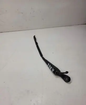 Mercedes-Benz Sprinter W906 Front wiper blade arm A9068200444